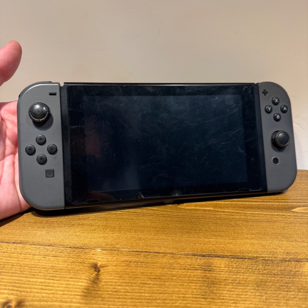 Nintendo Switch HAC-001 Launch Model XAW100 Console + OEM Joy-Cons READ